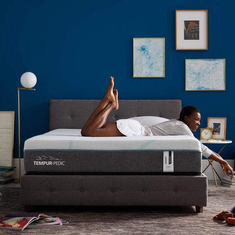 Tempur-Pedic 11" Adapt Medium Hybrid